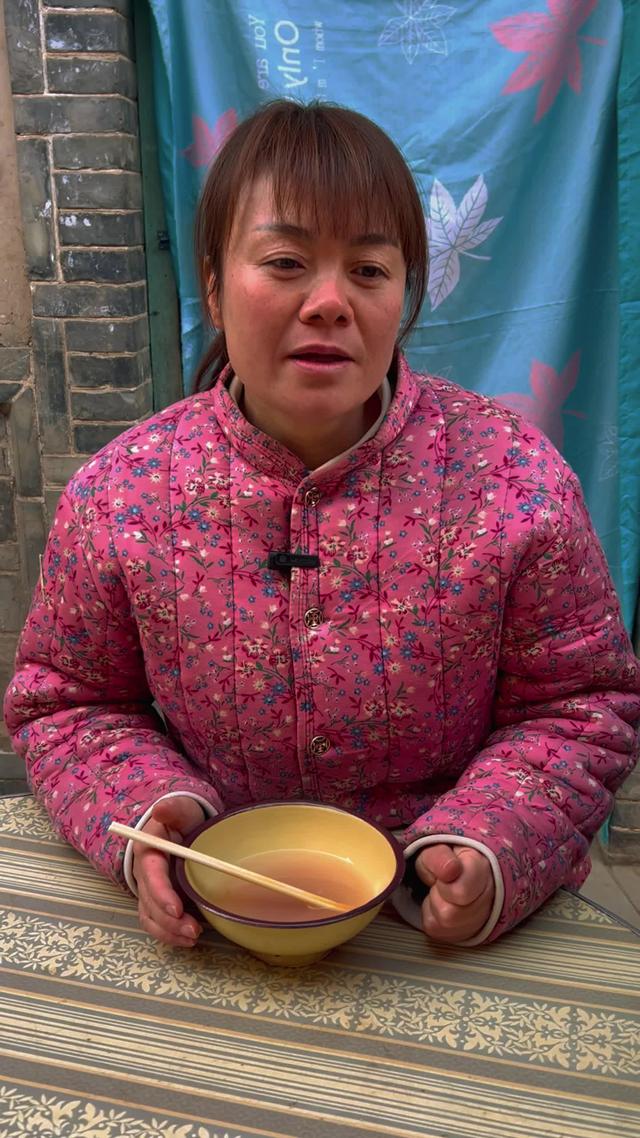 《茅草屋下半生緣》劇照