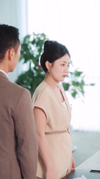 《我替父亲打回她的入职合同》剧照