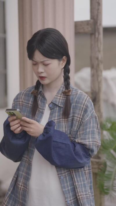 《逆风而行，山野生金》剧照