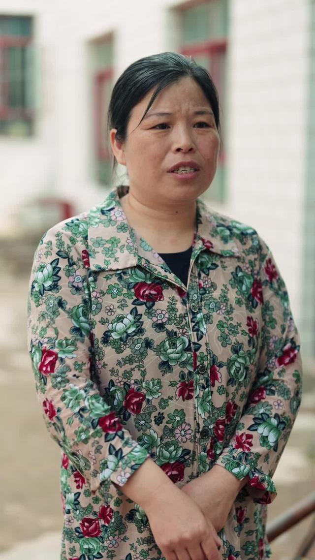 《槐花落了又開》劇照