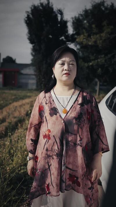 《小城青年之不玩笑婚姻》劇照