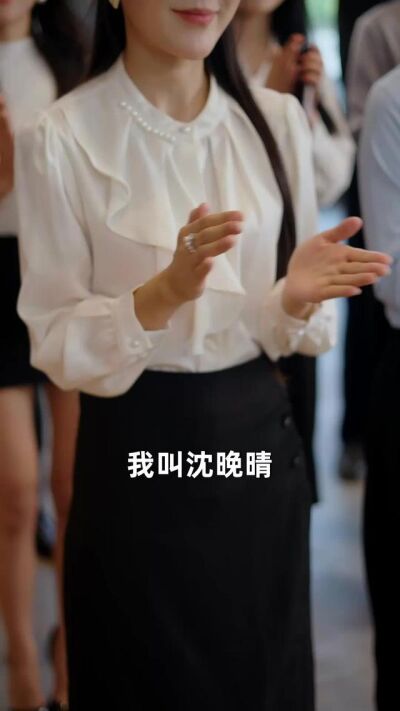 《她与光同行》剧照