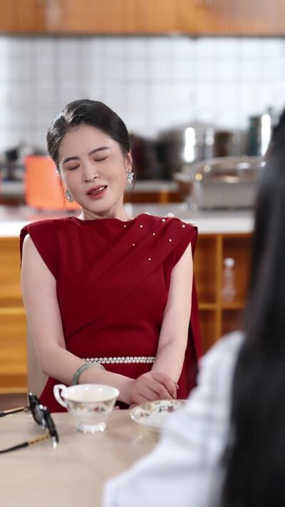 《父亲嫌我没用，可他的病只有我能救》剧照