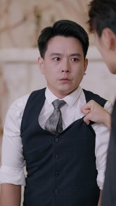 《小師妹下山，顧總裝不下去了》劇照