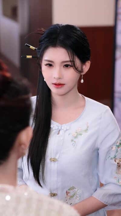 《奶奶年方二八，專治各種不服》劇照