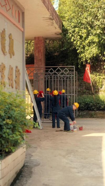 《她来自故乡》剧照
