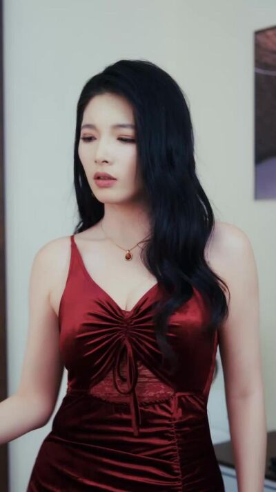 《退隐归来，大佬他专治不服》剧照