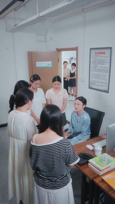 《我的女兒是個戀愛腦》劇照