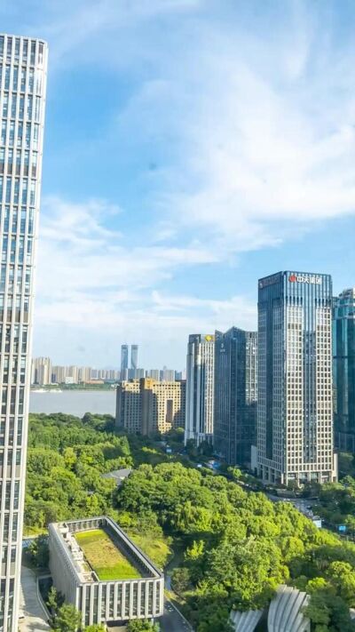 《你悬榜求医，治好了嫌我是乞丐》剧照