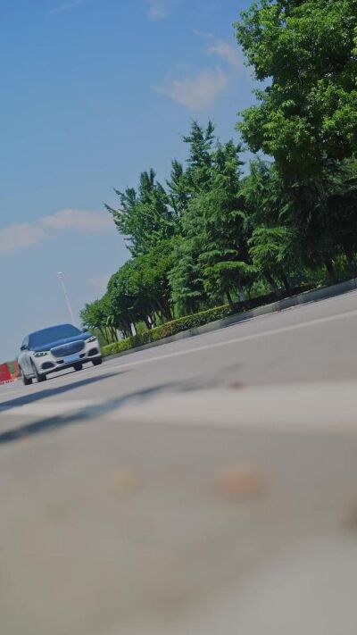 《等風來，也等你》劇照