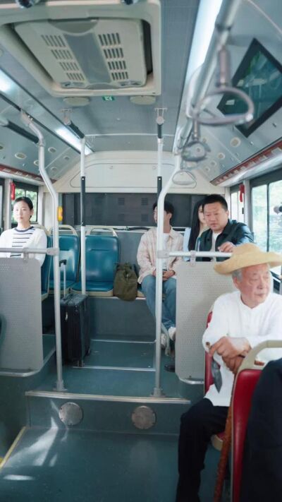 《未婚妻嫌我土，我医冠天下逆转乾坤》剧照