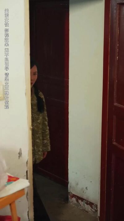 《俺村出了万元户》剧照