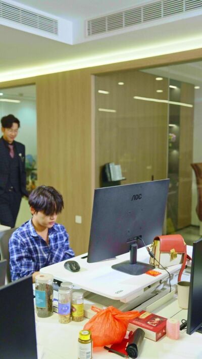 《本系统心善，清算虚伪面具》剧照