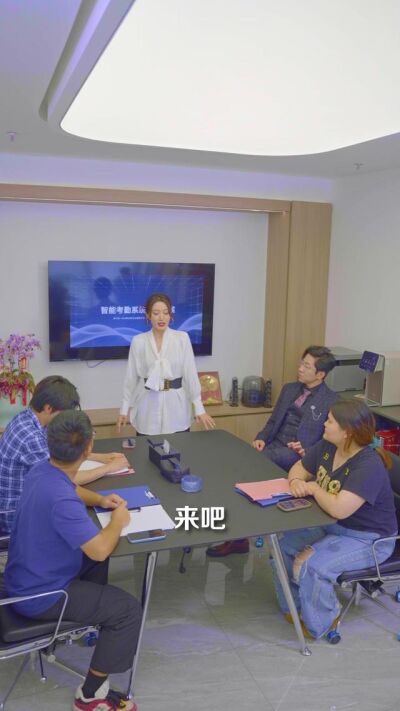 《本系统心善，清算虚伪面具》剧照