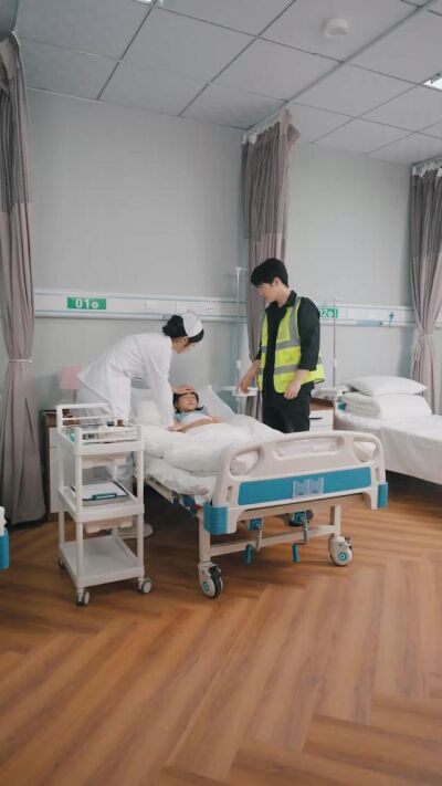 《别搬砖了，你老婆来给你撑场子了》剧照