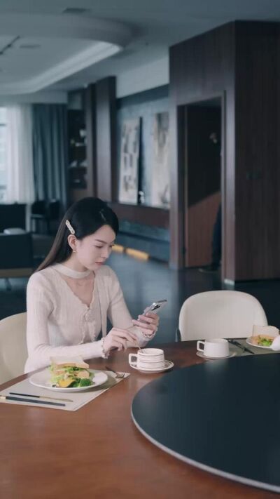 《一根长发，撕开丈夫的双重骗局》剧照