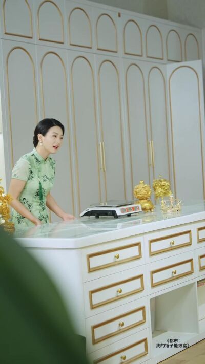 《都市：我的锤子能致富》剧照
