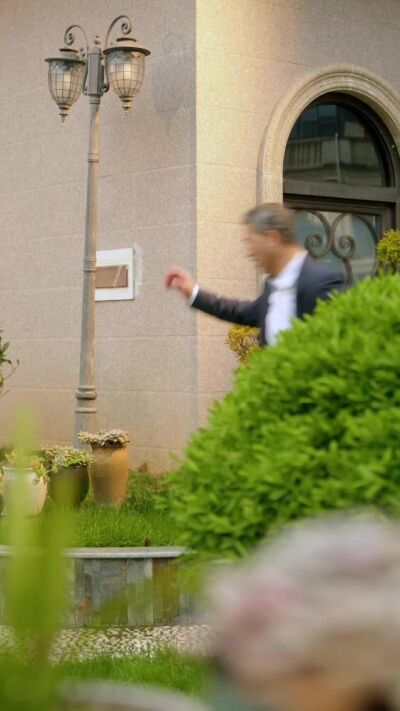 《婚约成赘婿，妙手神医破危局》剧照
