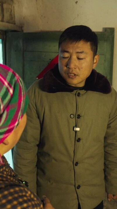 《新婚窗影：爱在谜雾中》剧照