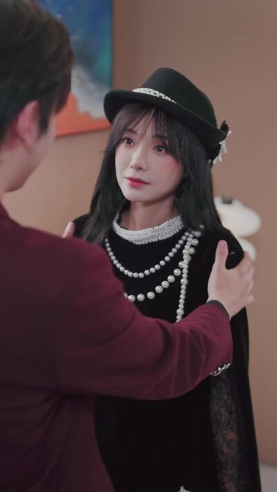 《白月光加冕，我永缄默》剧照