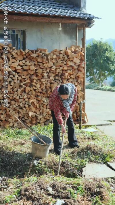 《俺村出了万元户》剧照