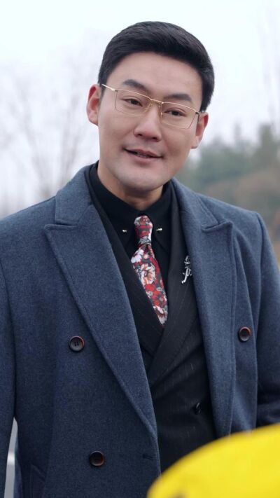 《归来后，她封心锁爱》剧照