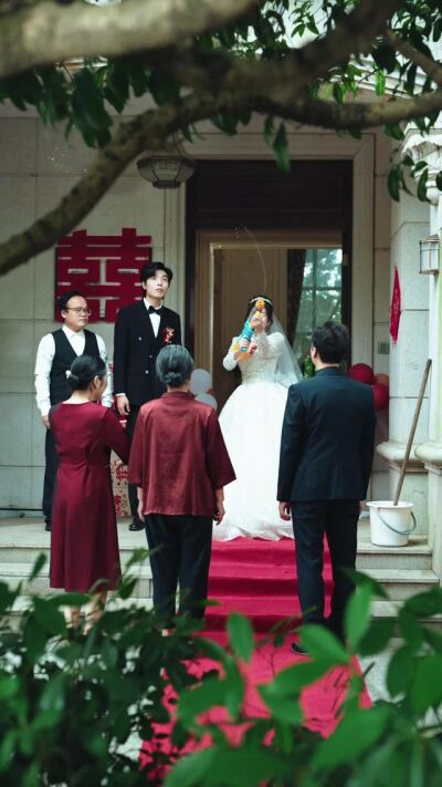 《我替儿媳扫荆棘》剧照