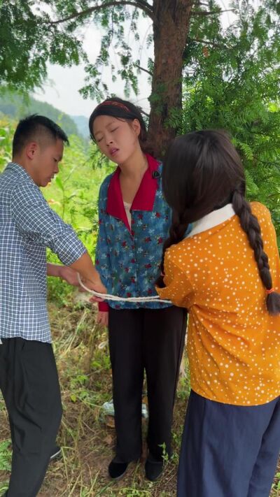 《替姐出嫁，我成了婆家團寵》劇照