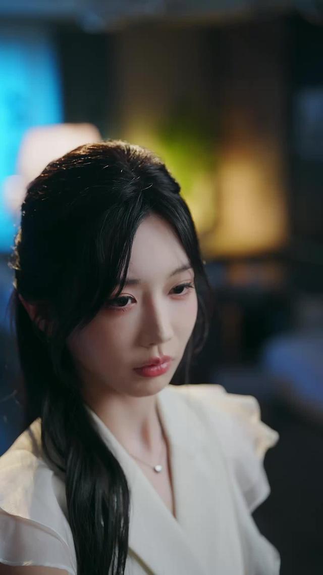 《許諾渝生，姐姐閨蜜竟是我大學教授》劇照