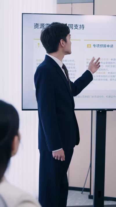 《一根长发，撕开丈夫的双重骗局》剧照