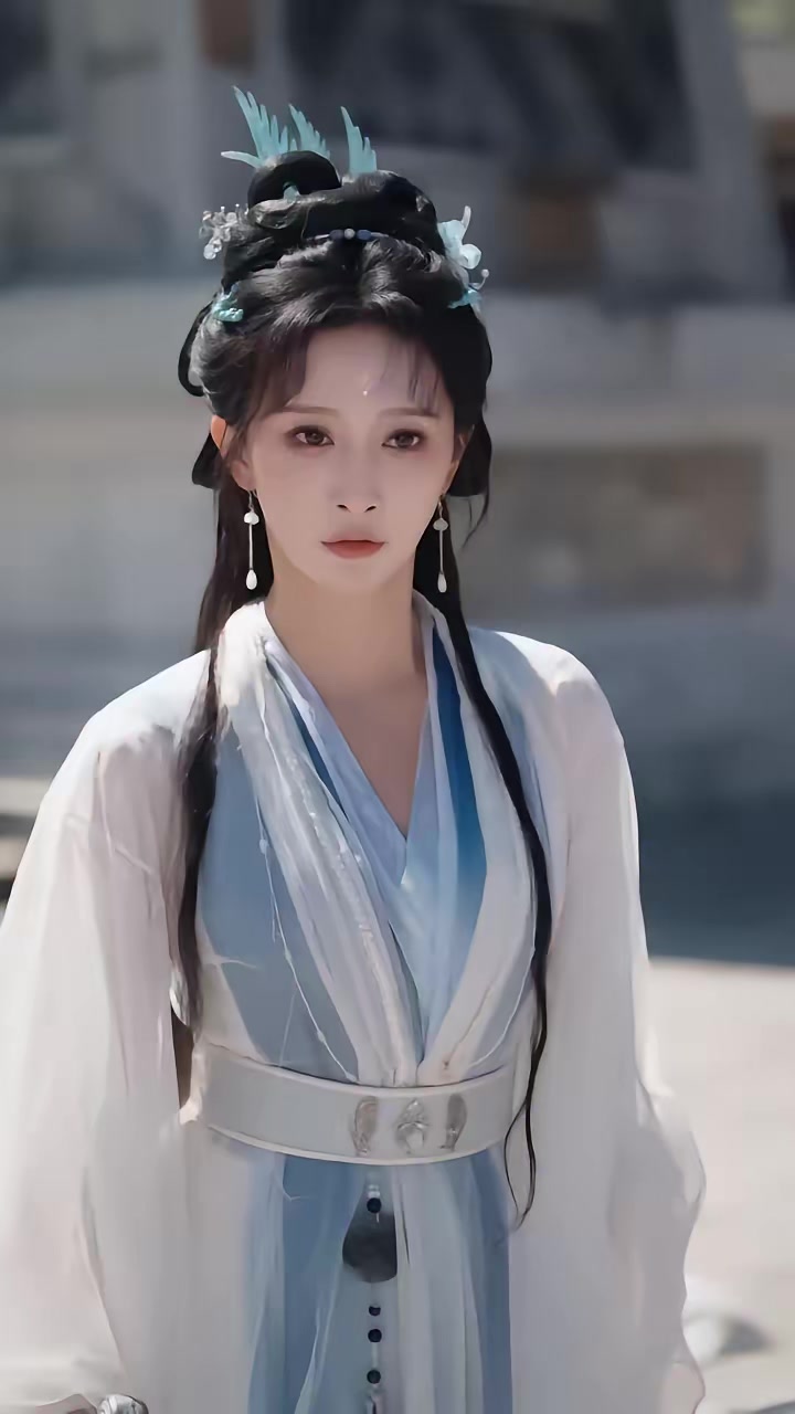 《师叔祖沉睡万年醒来后出手了》剧照