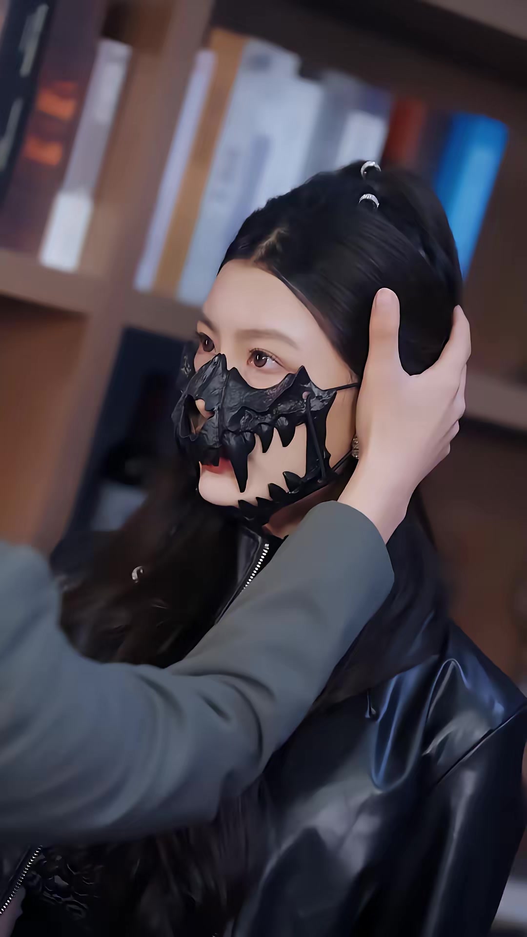 《人在緬北，神豪系統綁定美女殺手》劇照