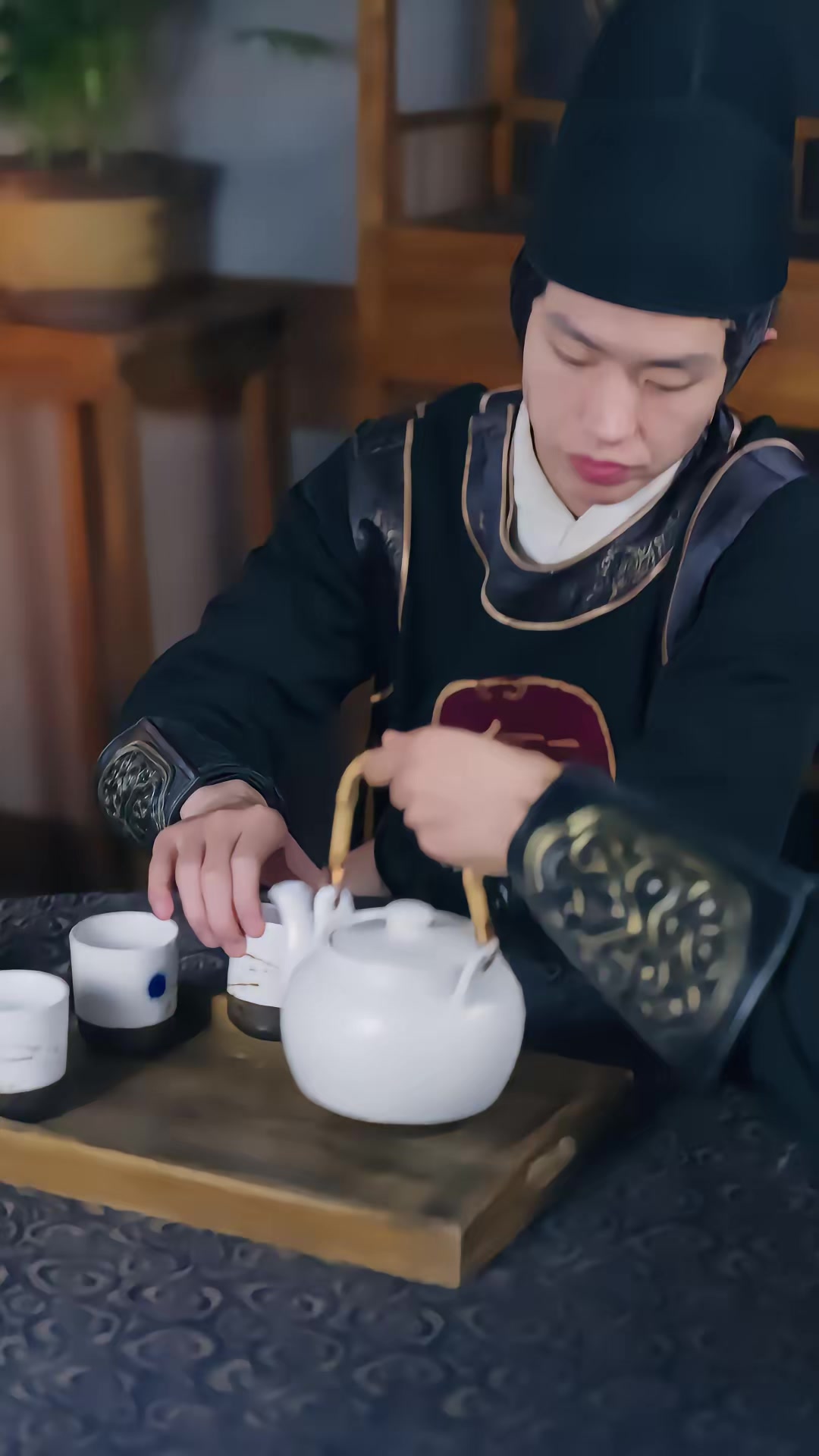 《亂世荒年：我帶紅顏糧肉滿倉》劇照