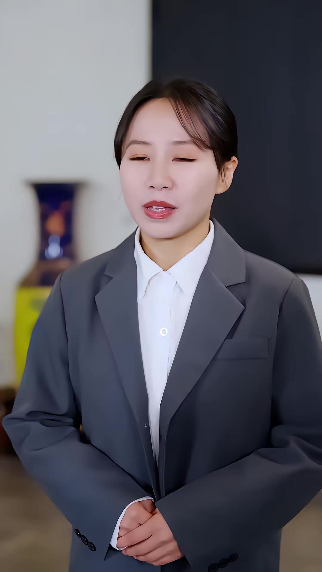 《人在緬北，神豪系統綁定美女殺手》劇照
