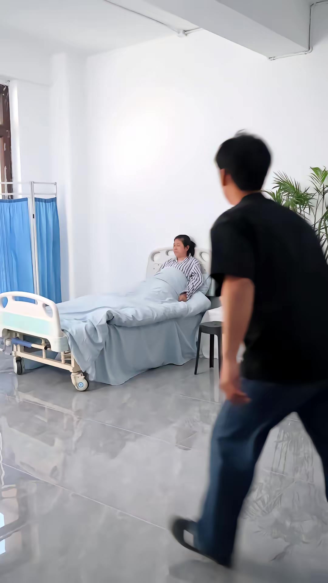 《地下皇》劇照
