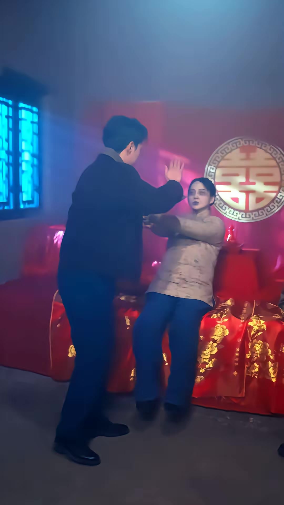 《明明你们都是诡异，怎么都怕我》剧照