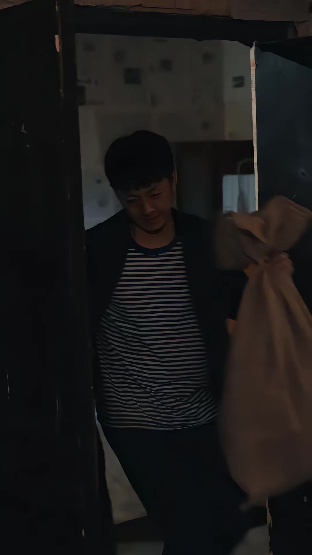 《重生北地，我赶山养全家》剧照
