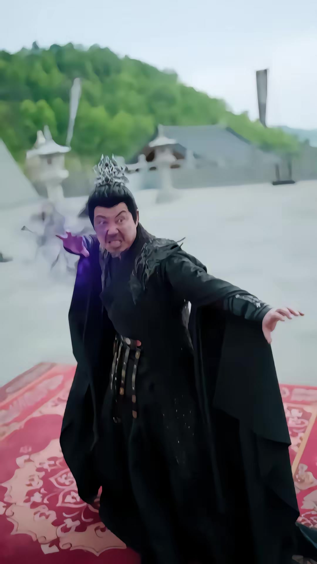 《挖地成寶，煉氣三萬層第二部》劇照