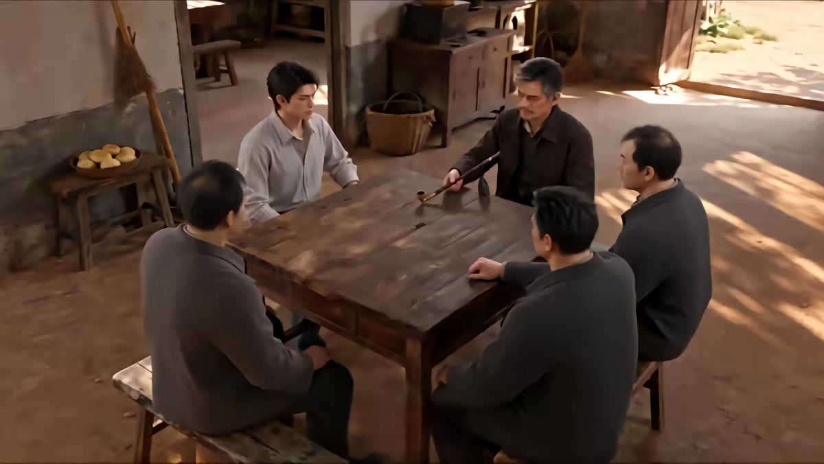 《手握億萬物資回七零》劇照