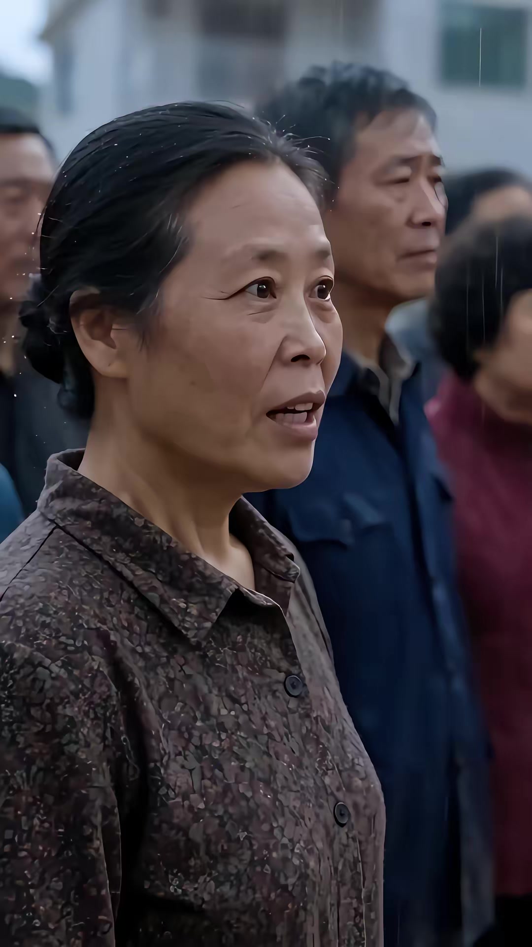 《我家院子不借道》剧照