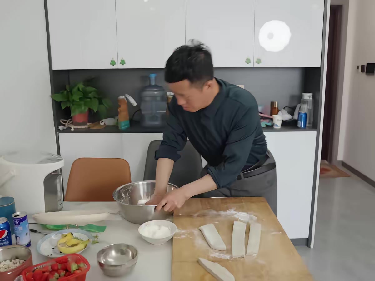 《吃老子兒》劇照