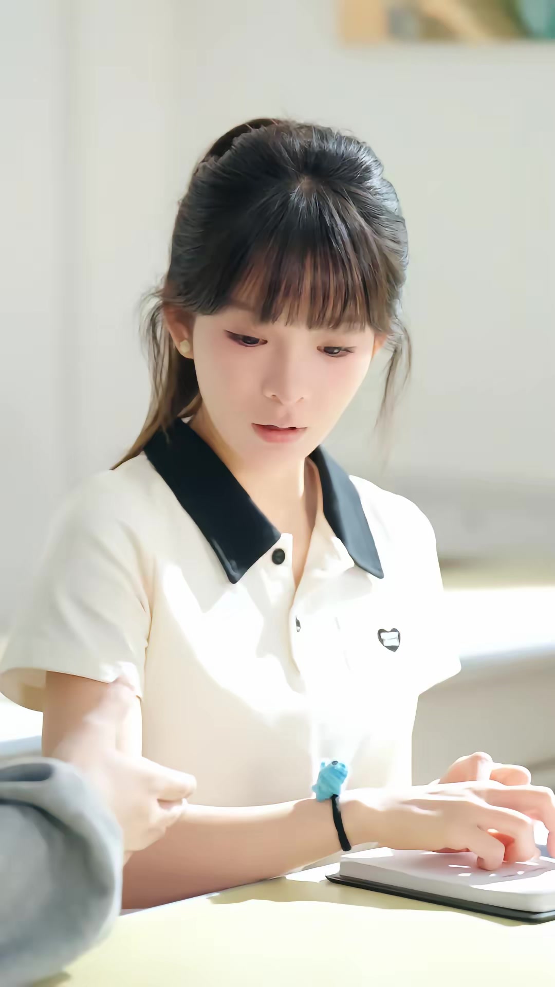 《我养成超可爱女友后，校花急哭了》剧照