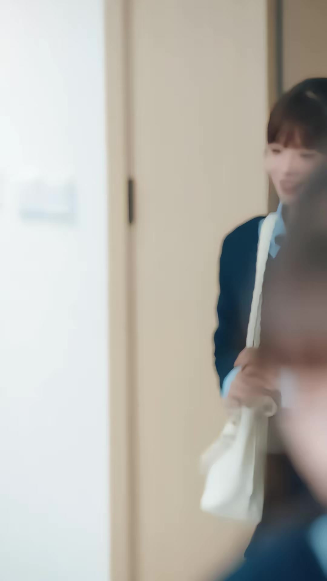 《苟在女配身邊當老大》劇照