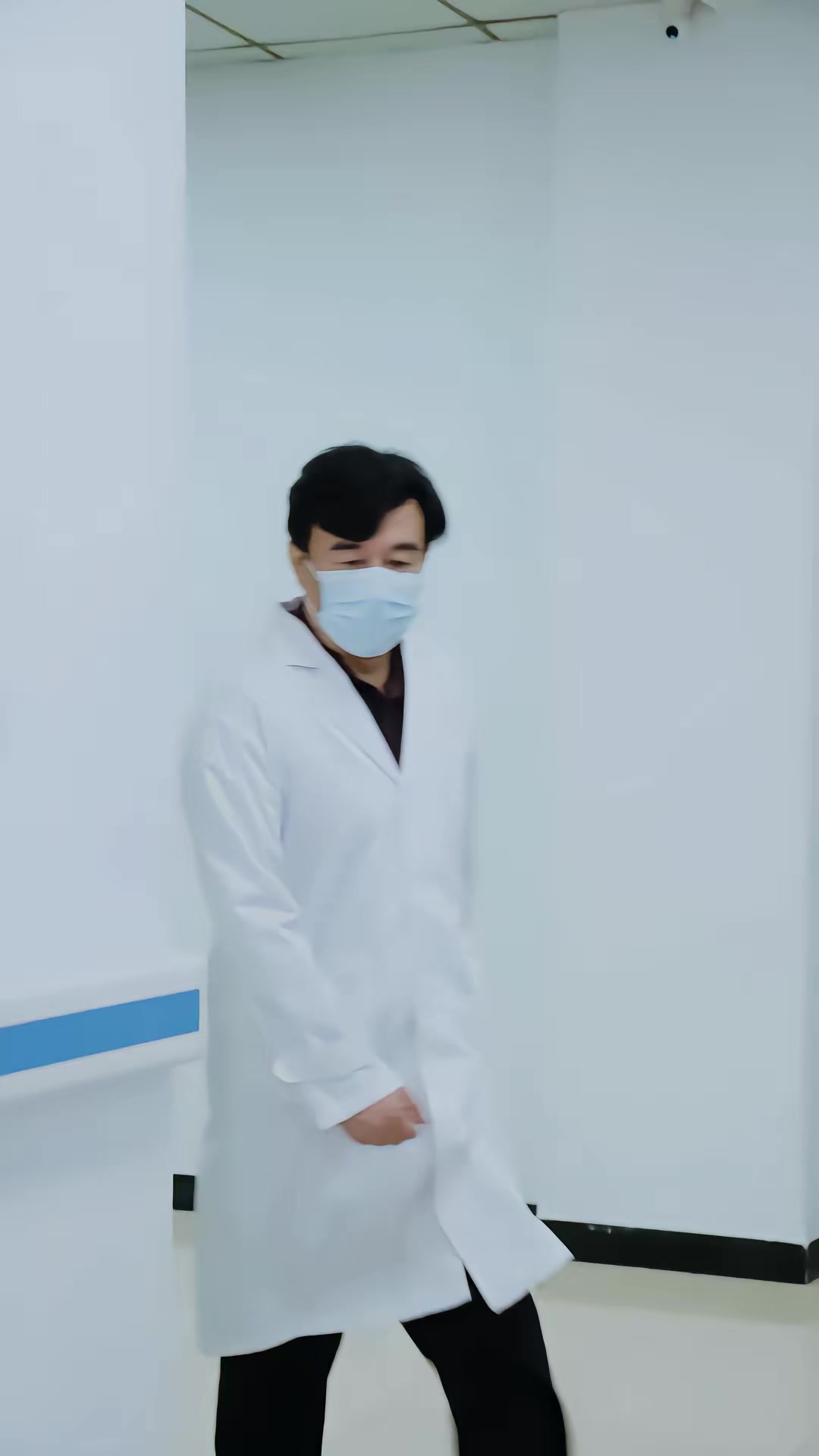 《超級戰神之至尊龍帥》劇照