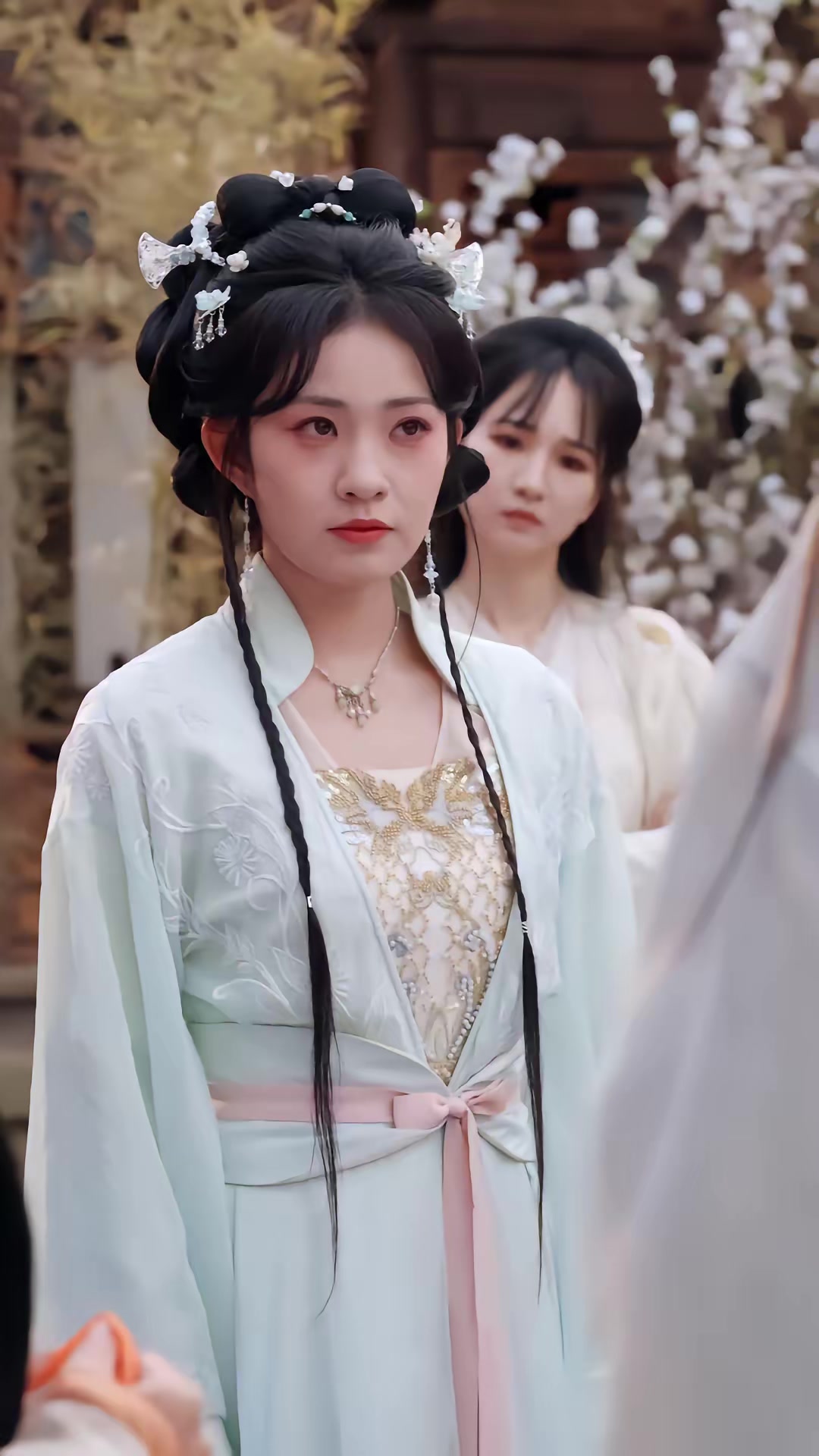 《地府嫡長女別惹，她捉鬼超兇》劇照