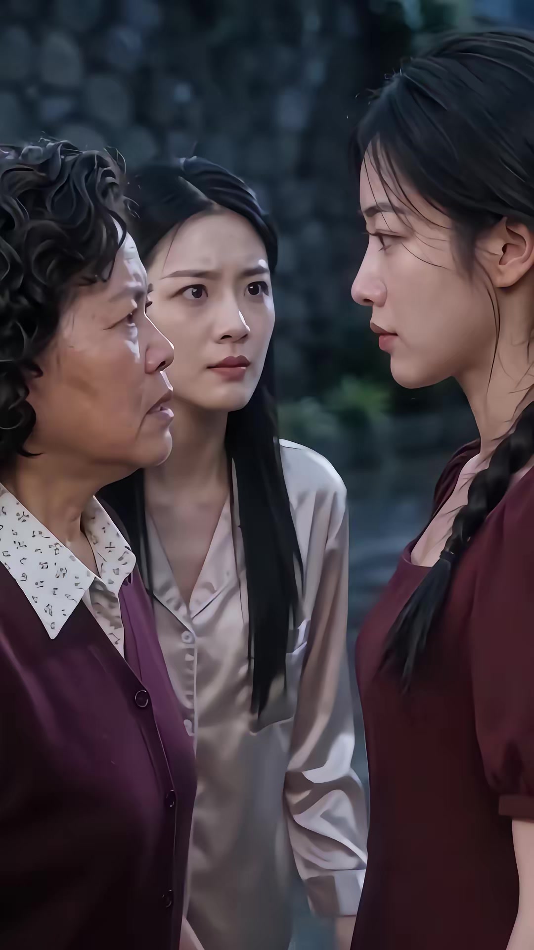 《我家院子不借道》剧照