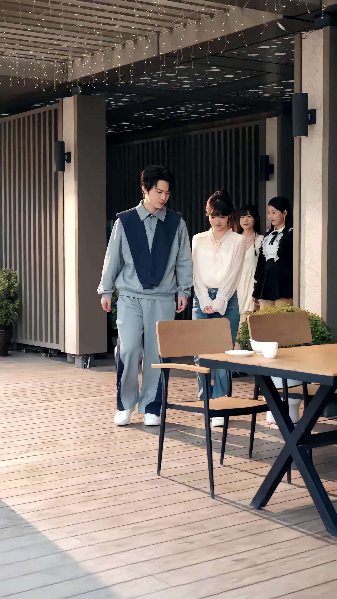 《我养成超可爱女友后，校花急哭了》剧照