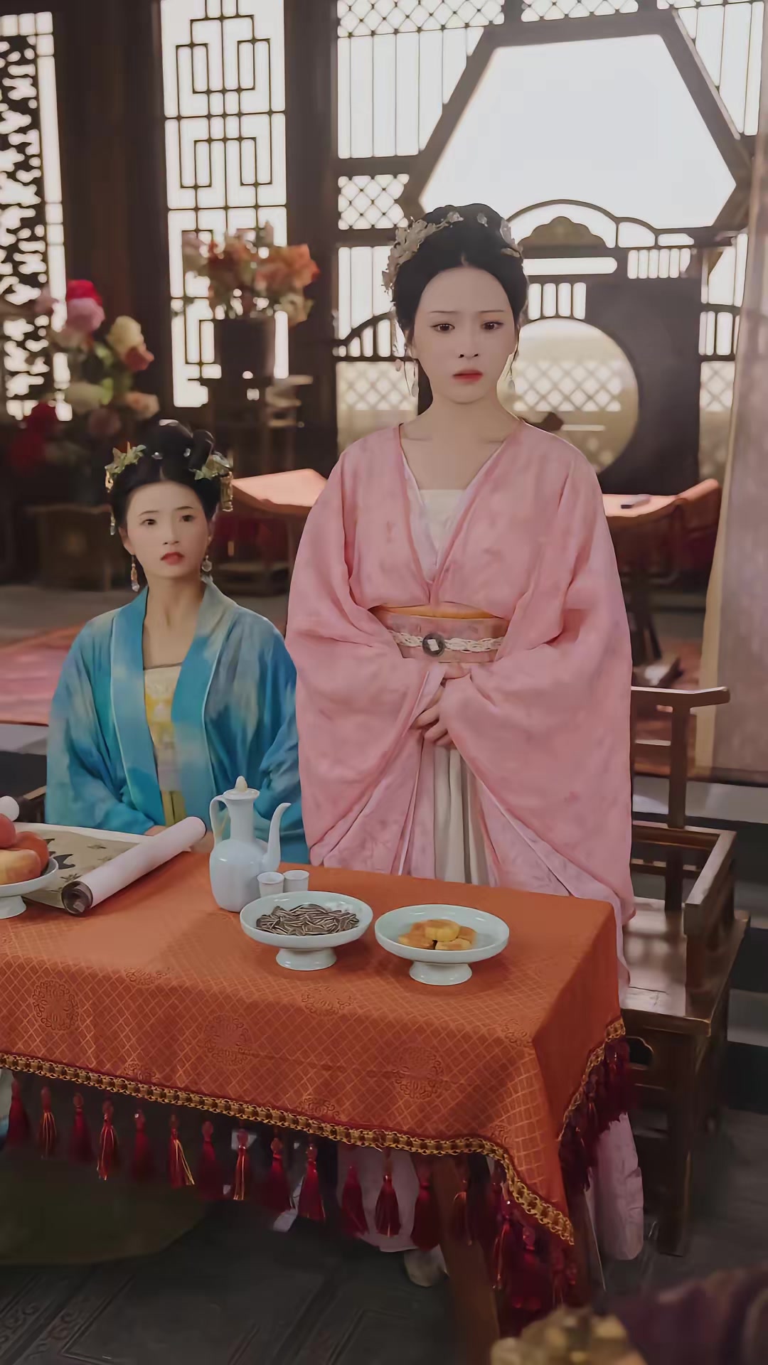 《韞色可餐》劇照
