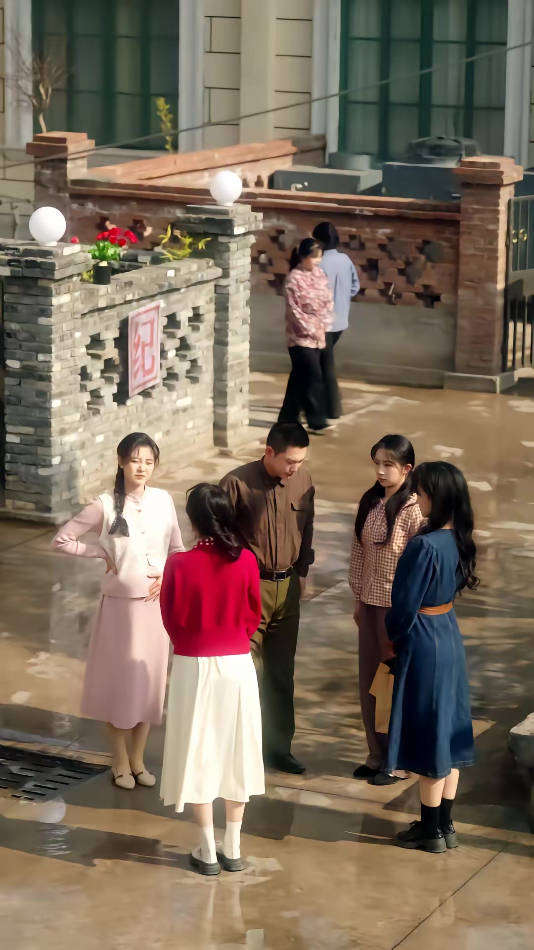 《八零辣妻，揣着四宝撩夫》剧照