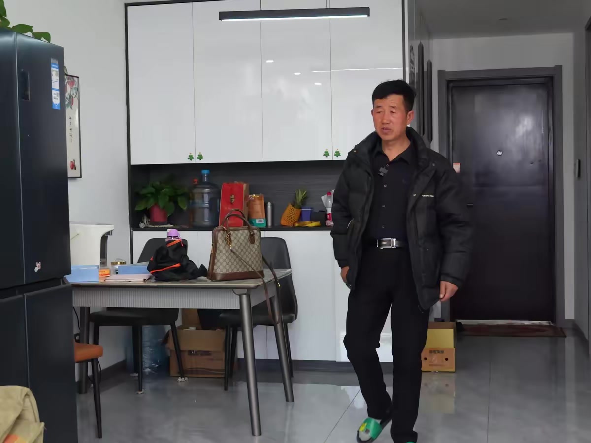 《吃老子兒》劇照
